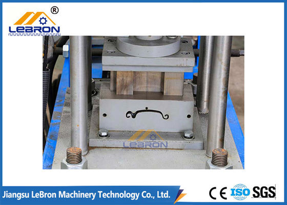 Mesin Roll Forming Pintu Rana Waktu Servis Panjang Sepenuhnya Otomatis Kecepatan Tinggi